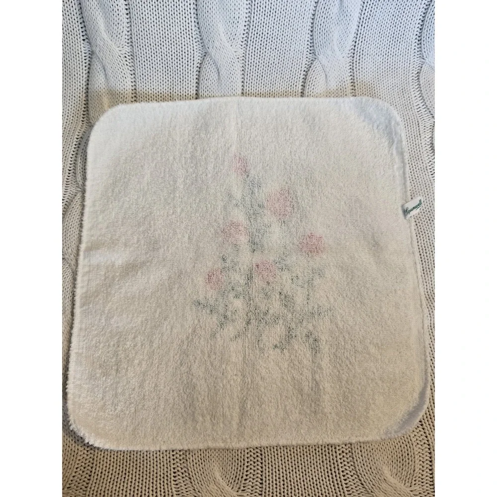 Spunwell vintage washcloth